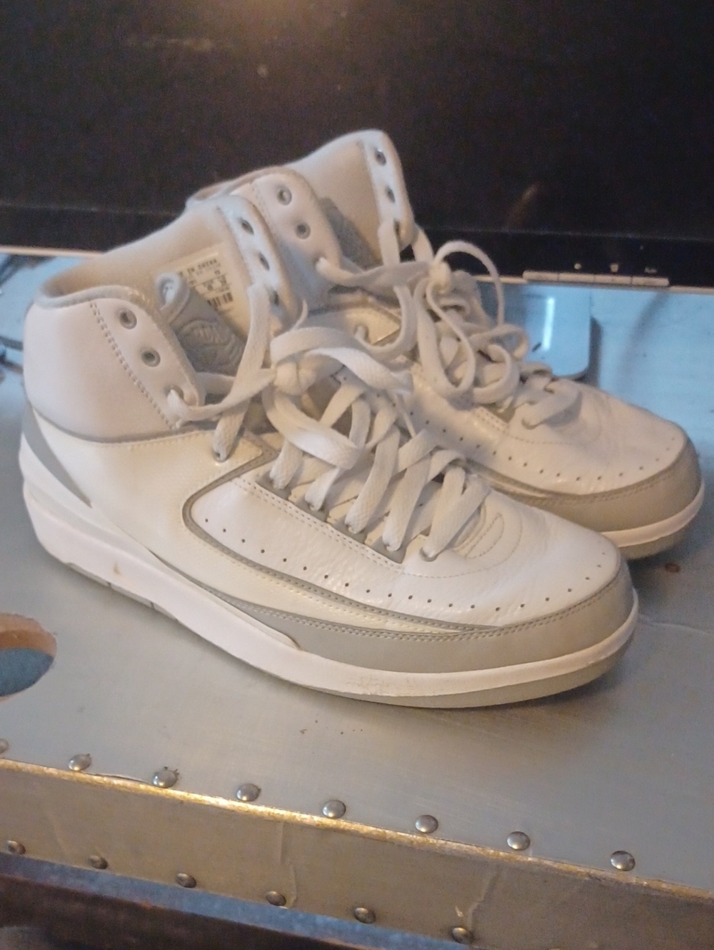 Jordan 2 Retro "25th Anniversary" Men's High-Top Sneakers - White/Grey